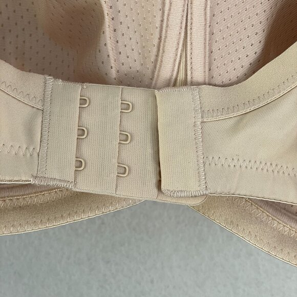 NEW Amoena Size 38B Mara SB Light Nude 1150 Mastectomy Bra - Picture 11 of 11